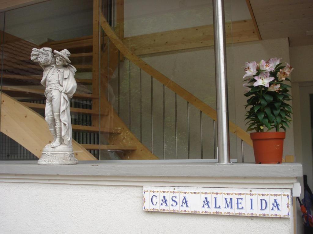 Bed & Breakfast Casa Almeida Bed & Breakfast Turbenthal Exterior photo